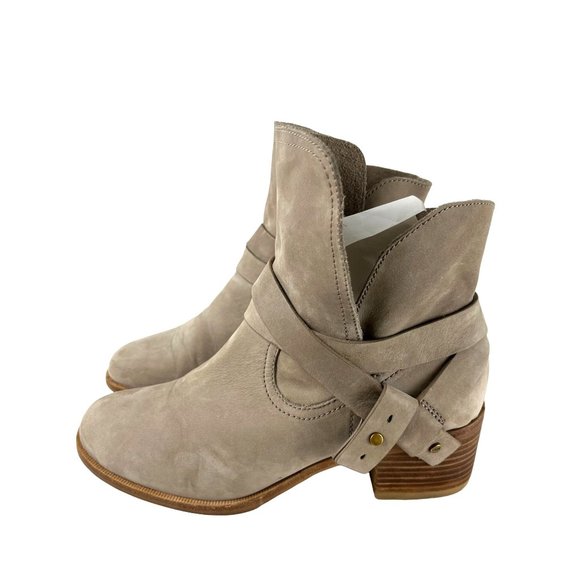 UGG, Elora Sahara Shoes - UGG Elora Sahara Grey Suede Leather Ankle Boots, Women's Size 10